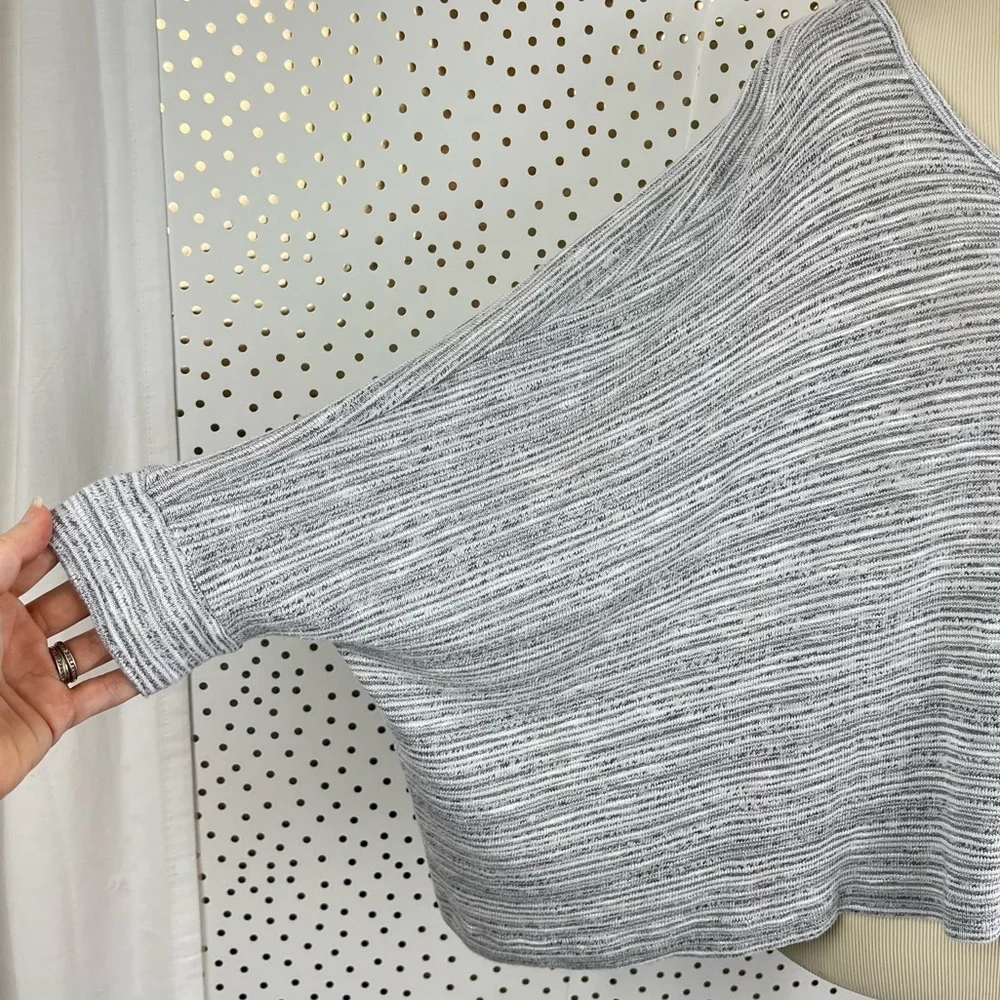 Beyond Yoga Cropped Dolman Knit Pullover